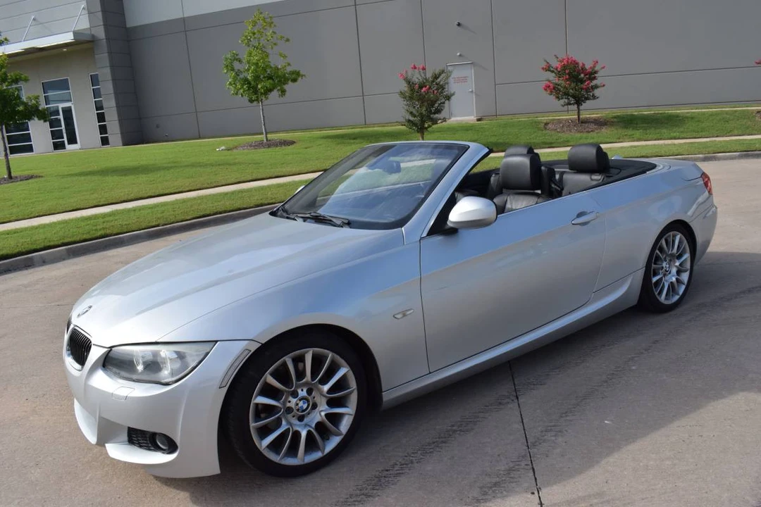 2011 BMW E93 3 Series Convertible - Image 4 of 21
