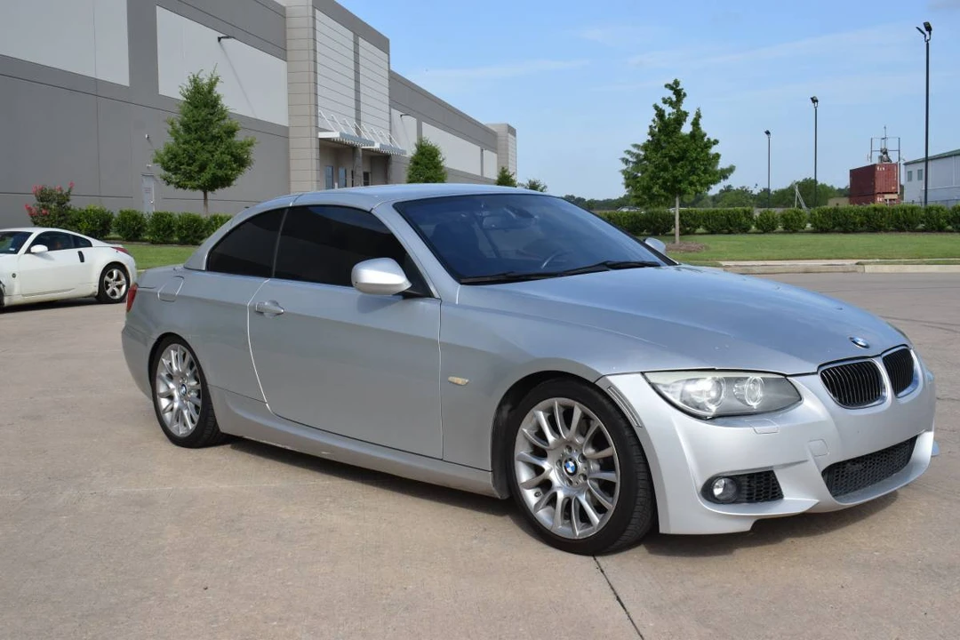 2011 BMW E93 3 Series Convertible - Image 19 of 21