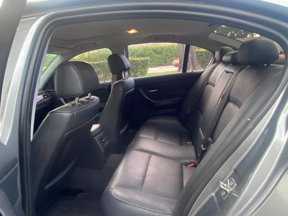 2011 BMW E90 3 Series Sedan - Image 9 of 12
