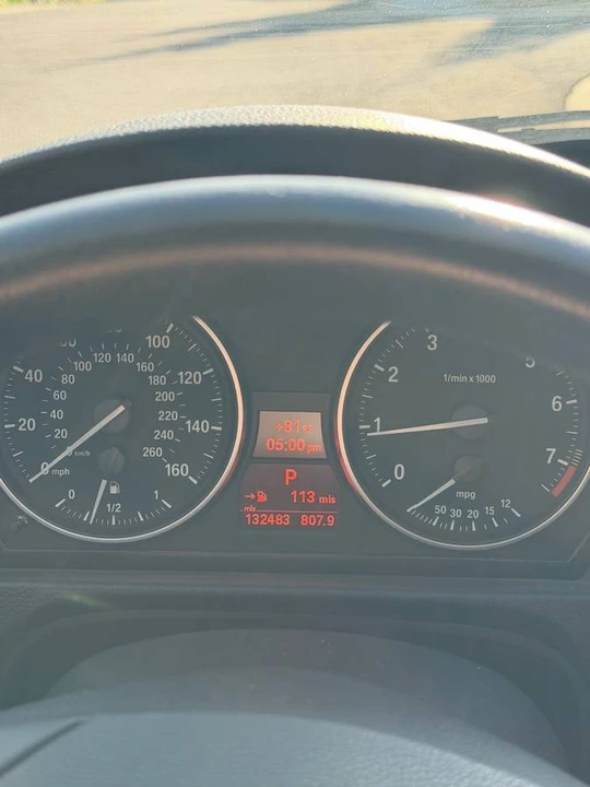 2011 BMW E90 3 Series Sedan - Image 14 of 16