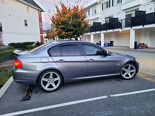 2011 BMW E90 3 Series Sedan - Image 4 of 8