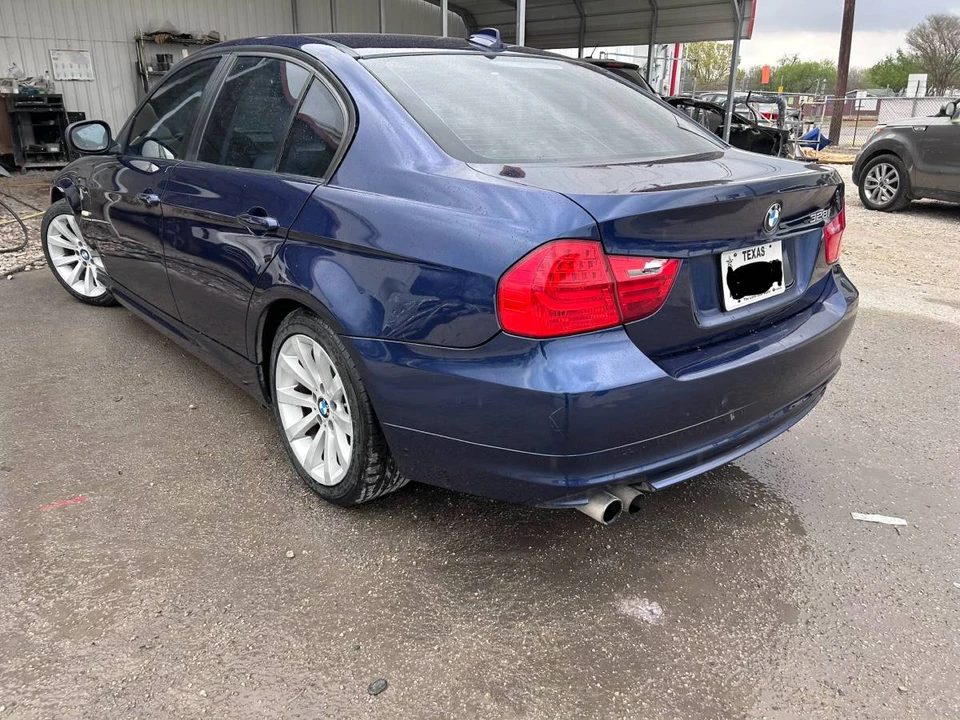 2011 BMW E90 3 Series Sedan - Image 6 of 13
