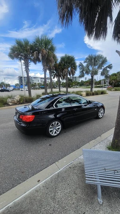2011 BMW E93 3 Series Convertible - Image 4 of 11