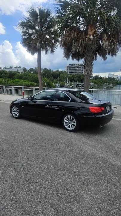 2011 BMW E93 3 Series Convertible - Image 3 of 11