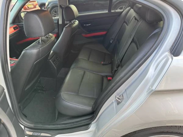 2011 BMW E90 3 Series Sedan - Image 11 of 17