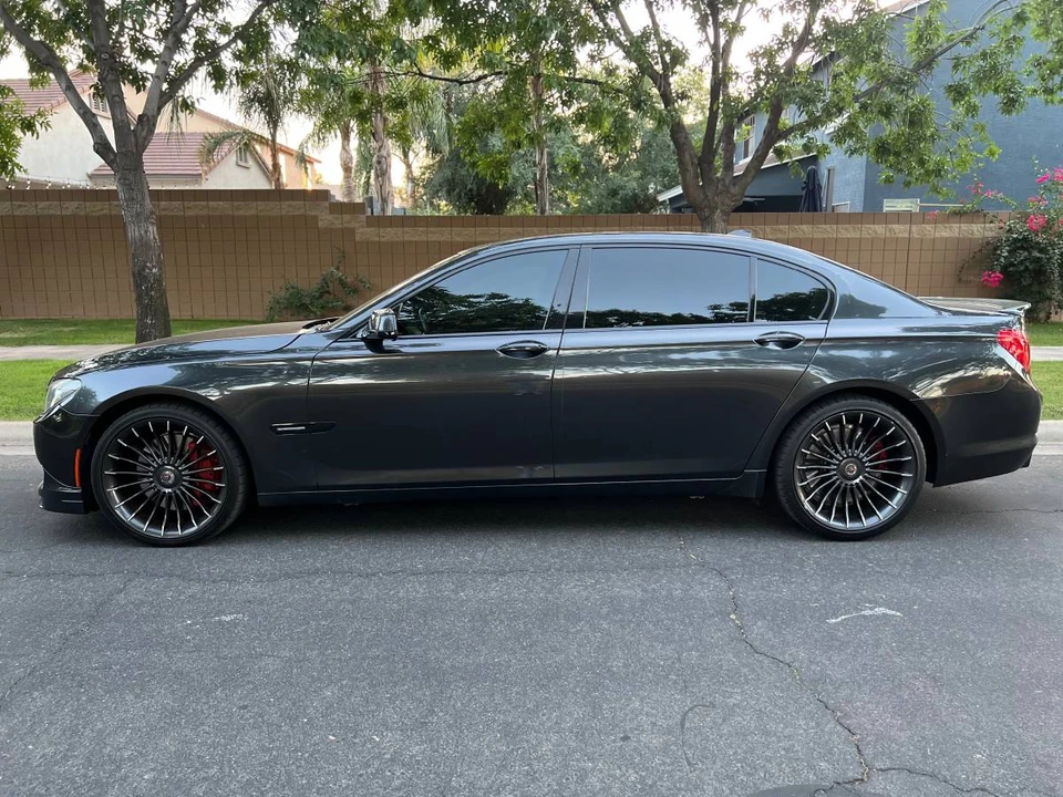 2011 BMW Alpina B7 - Image 9 of 13