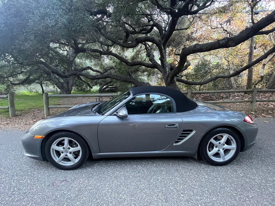 2011 Porsche 987 Boxster - Image 2 of 21