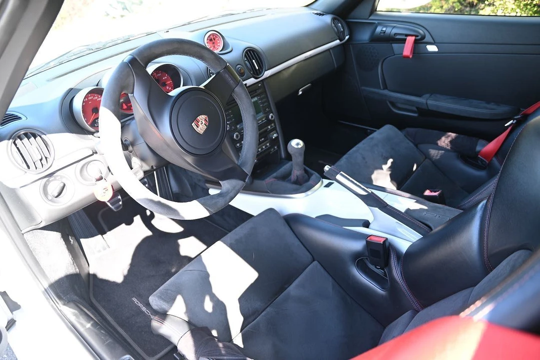 2011 Porsche 987 Boxster Spyder - Image 7 of 24