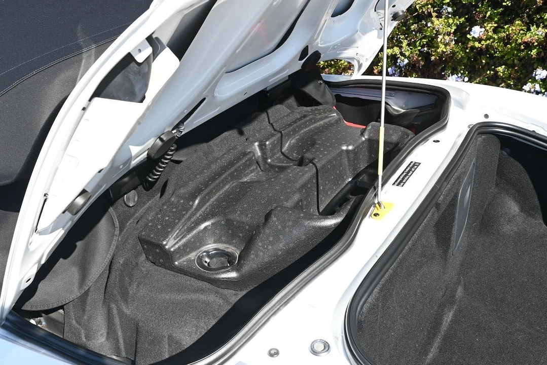 2011 Porsche 987 Boxster Spyder - Image 8 of 24