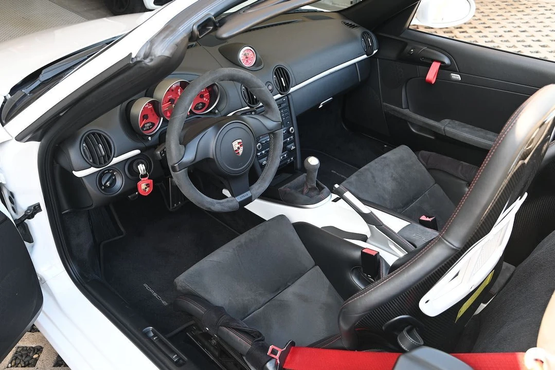 2011 Porsche 987 Boxster Spyder - Image 17 of 24