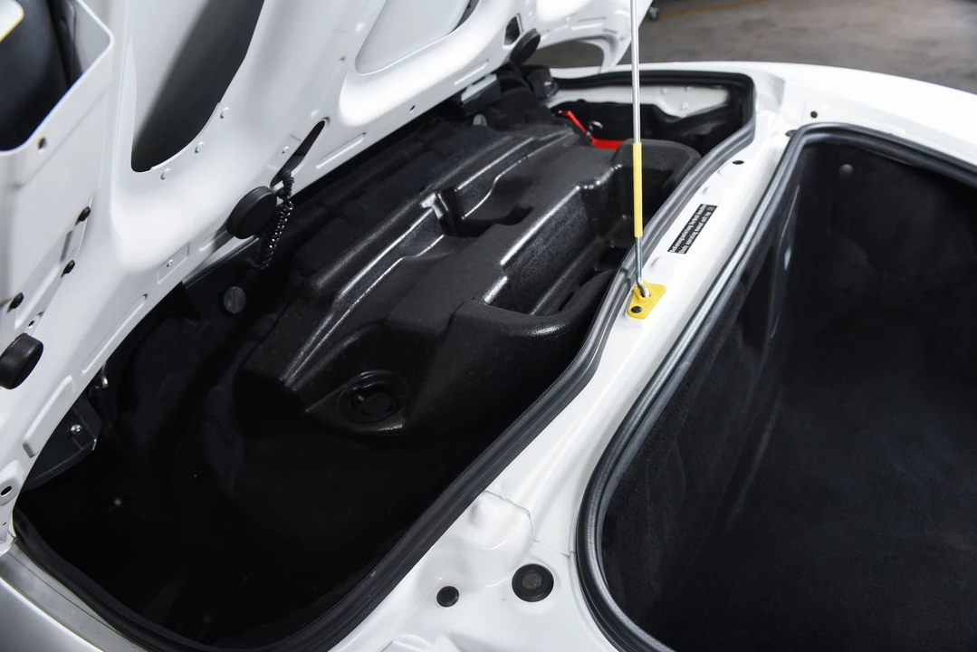 2011 Porsche 987 Boxster Spyder - Image 17 of 31