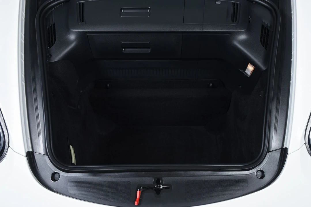 2011 Porsche 987 Boxster Spyder - Image 18 of 31