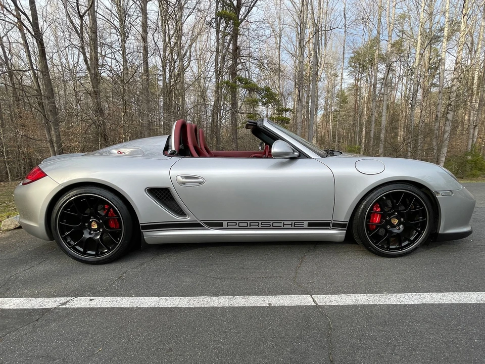 2021 Porsche Macan - Image 6 of 12