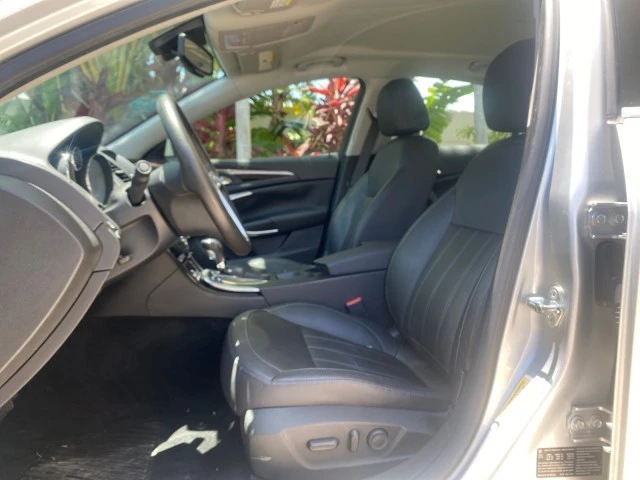 2011 Buick Regal - Image 11 of 21