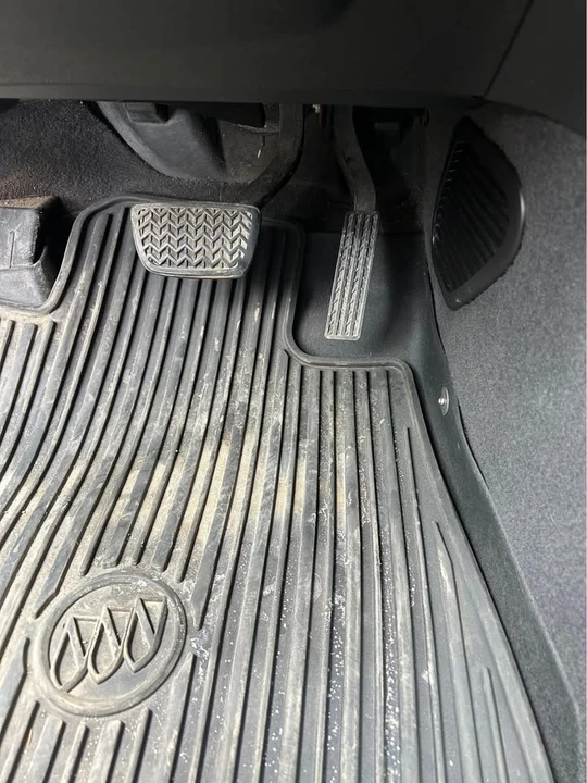 2011 Buick Enclave - Image 14 of 14