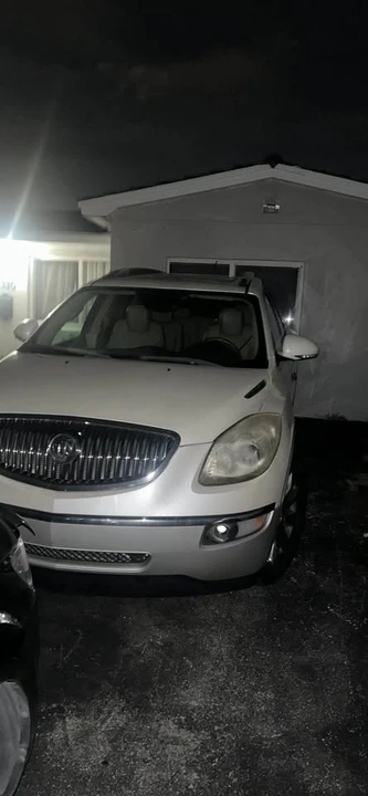 2011 Buick Enclave - Image 3 of 7