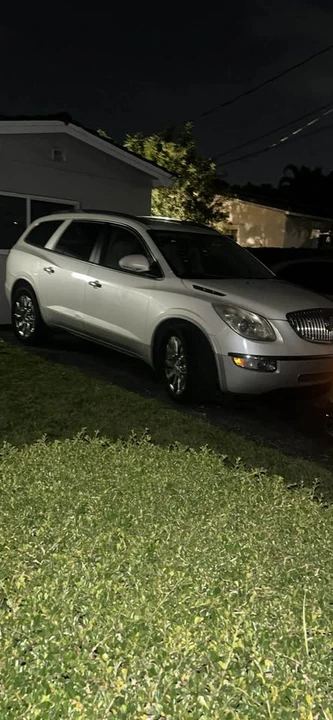 2011 Buick Enclave - Image 2 of 7