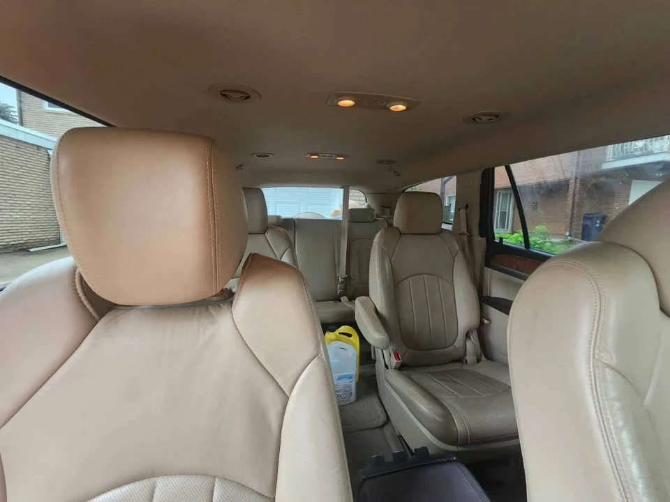 2011 Buick Enclave - Image 3 of 7
