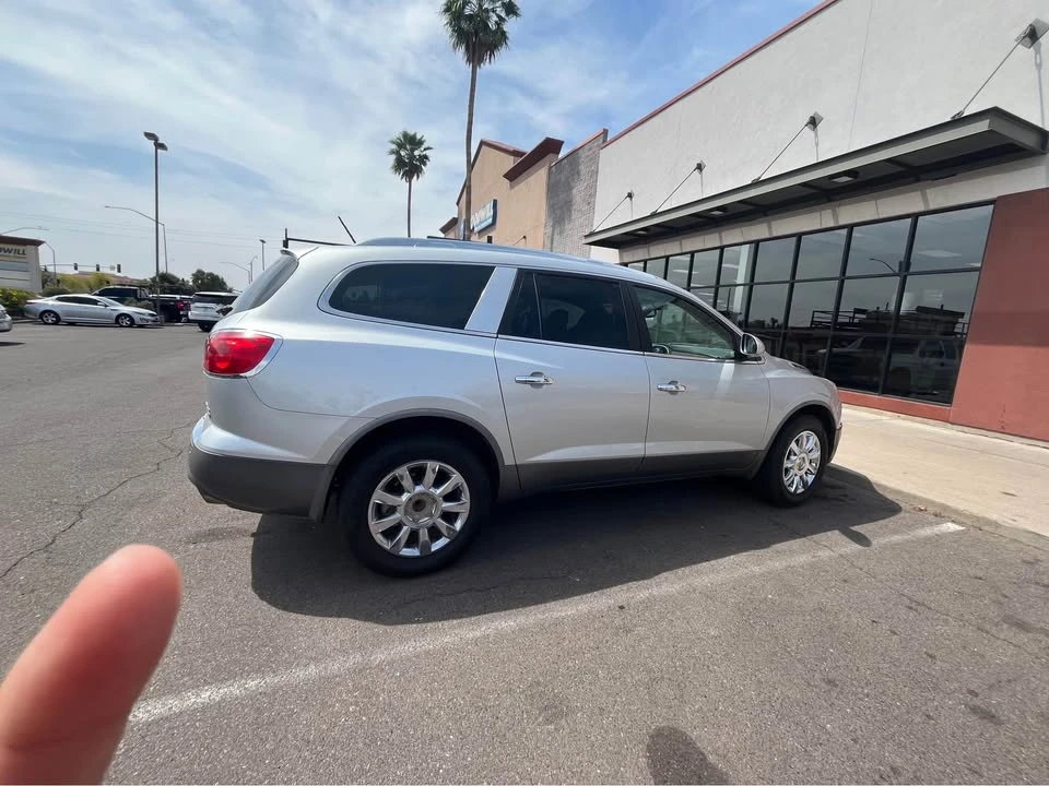 2011 Buick Enclave - Image 5 of 8