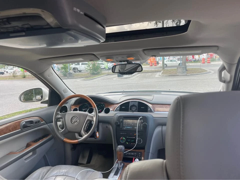 2011 Buick Enclave - Image 7 of 8