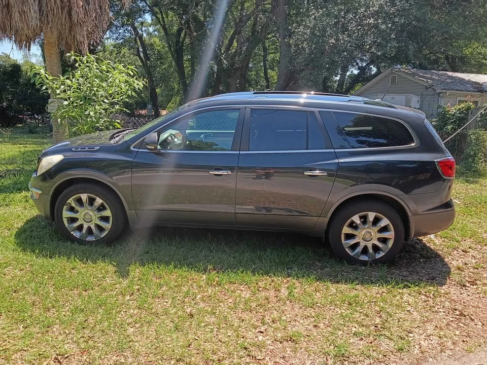 2011 Buick Enclave - Image 5 of 7
