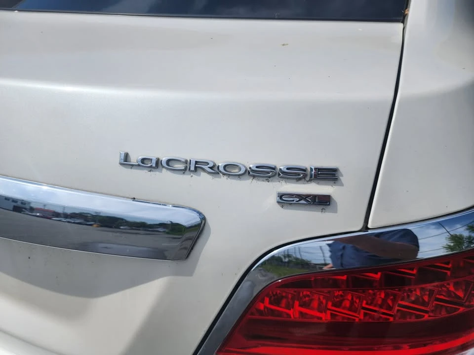 2011 Buick LaCrosse - Image 7 of 10