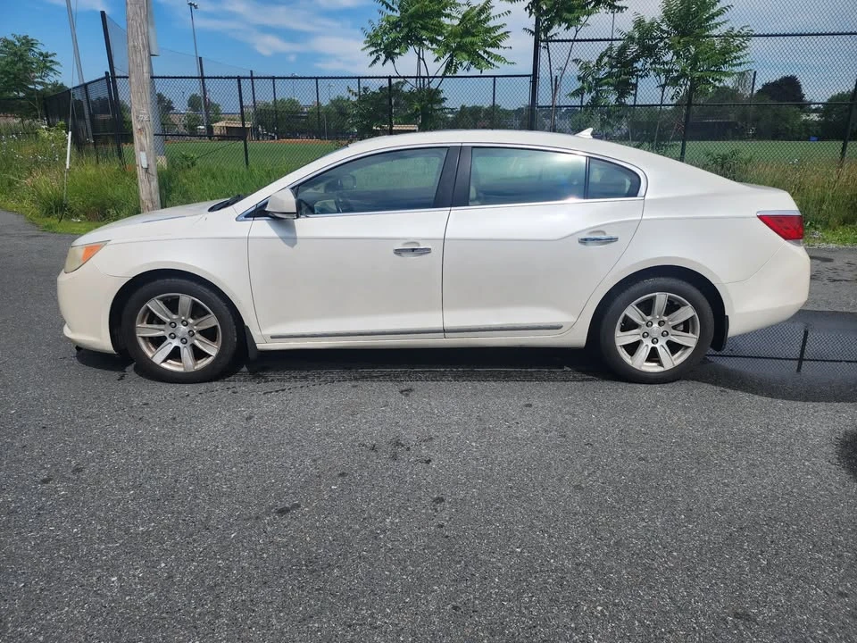 2011 Buick LaCrosse - Image 3 of 10