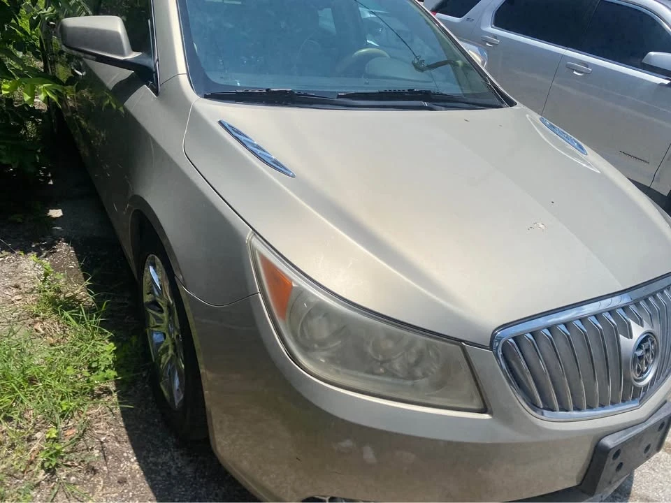 2011 Buick LaCrosse - Image 2 of 4