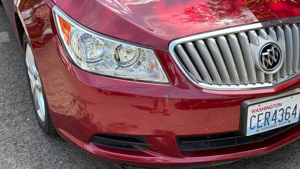 2011 Buick LaCrosse - Image 6 of 8