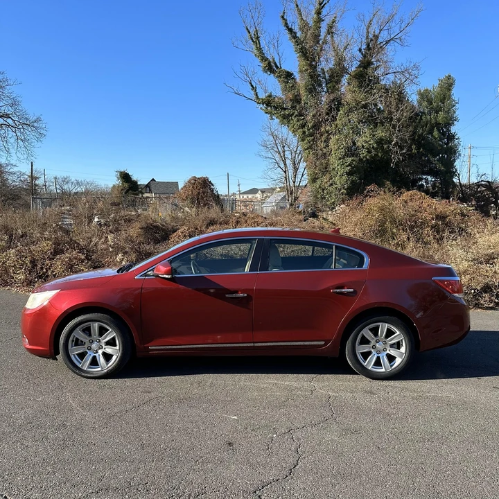 2011 Buick LaCrosse - Image 8 of 12