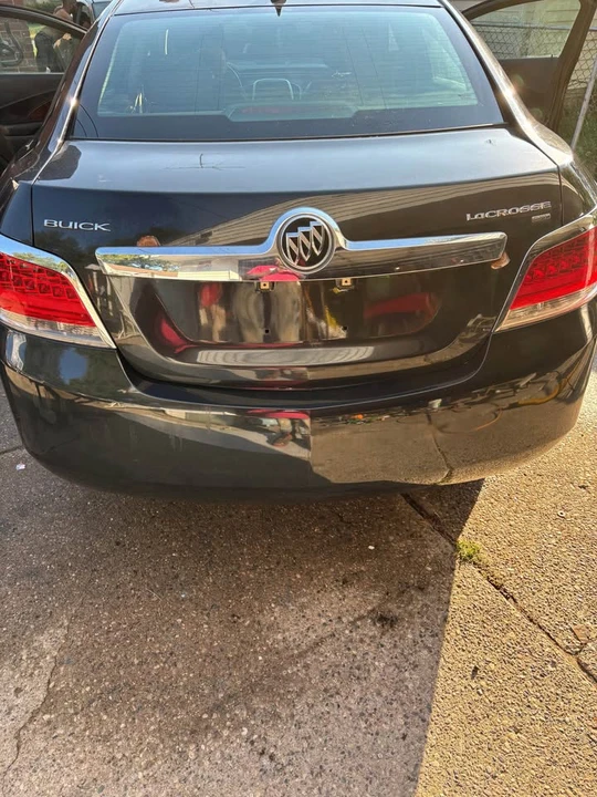 2011 Buick LaCrosse - Image 3 of 12