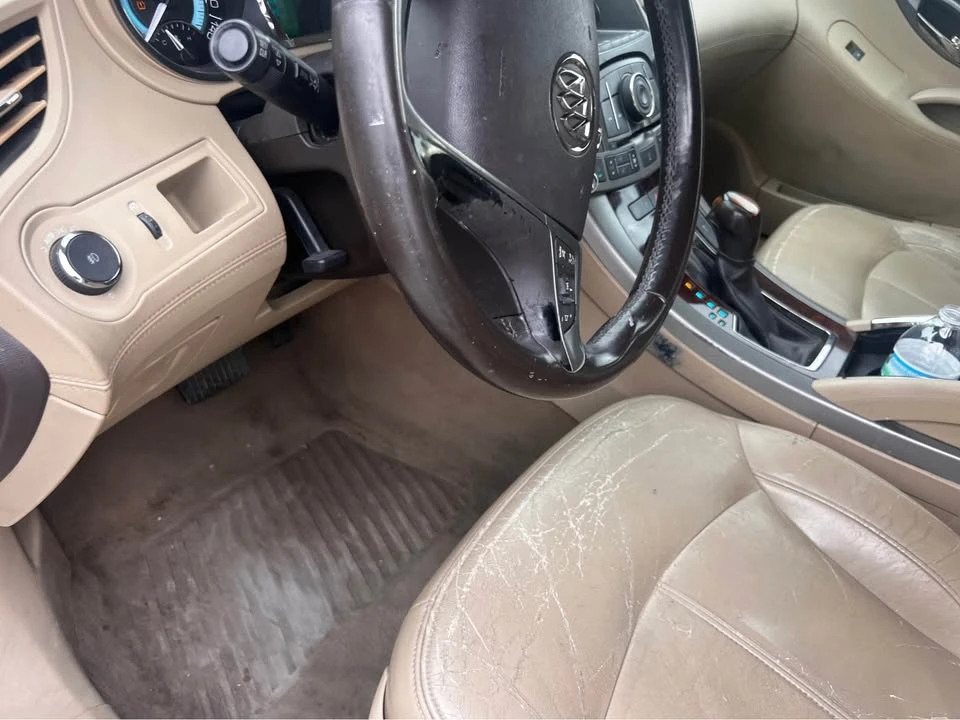 2011 Buick LaCrosse - Image 8 of 13
