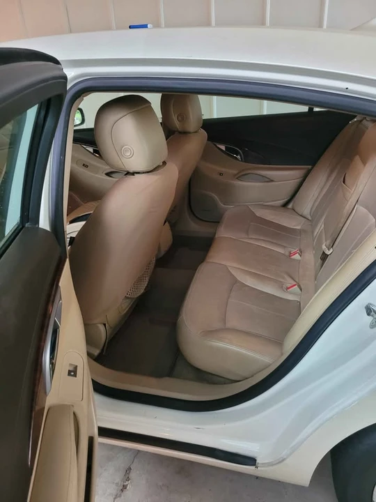 2011 Buick LaCrosse - Image 9 of 14
