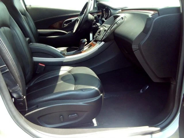 2011 Buick LaCrosse - Image 10 of 21