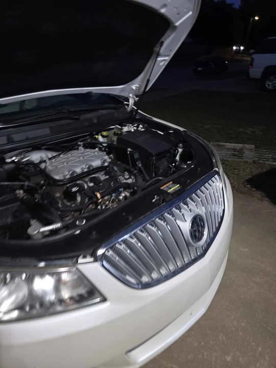 2011 Buick LaCrosse - Image 4 of 9