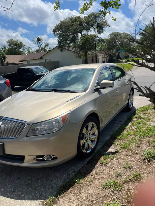 2011 Buick LaCrosse - Image 2 of 12