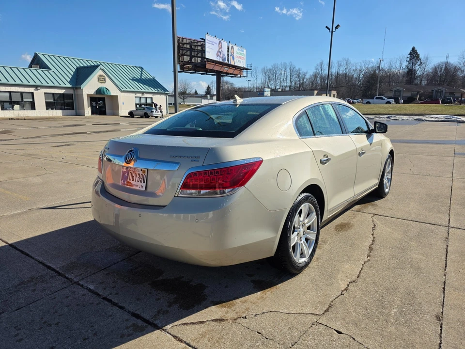 2011 Buick LaCrosse - Image 7 of 12
