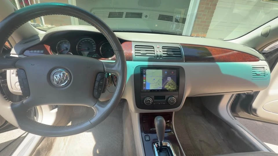 2011 Buick Lucerne - Image 6 of 10