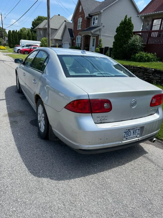 2011 Buick Lucerne - Image 4 of 10