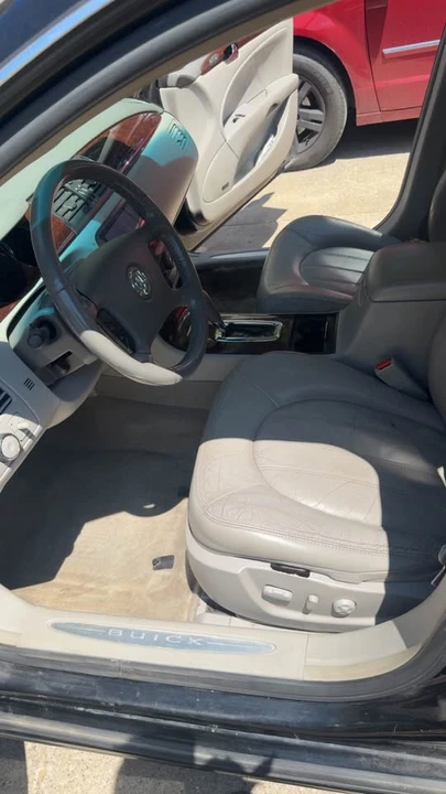 2011 Buick Lucerne - Image 7 of 10