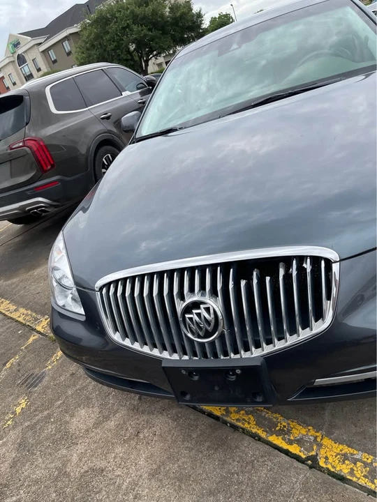 2011 Buick Lucerne - Image 10 of 11