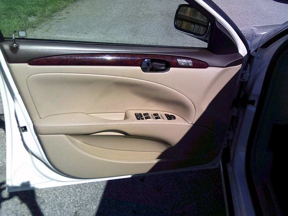 2011 Buick Lucerne - Image 12 of 21