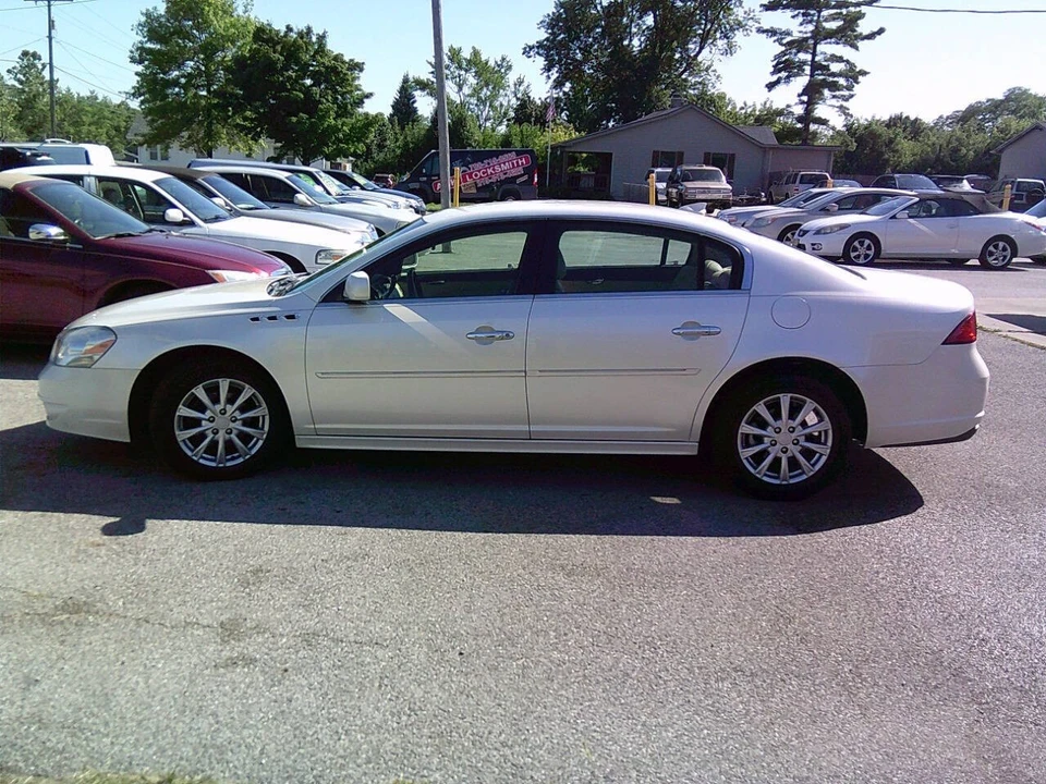 2011 Buick Lucerne - Image 4 of 21