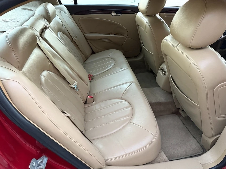2011 Buick Lucerne - Image 18 of 21