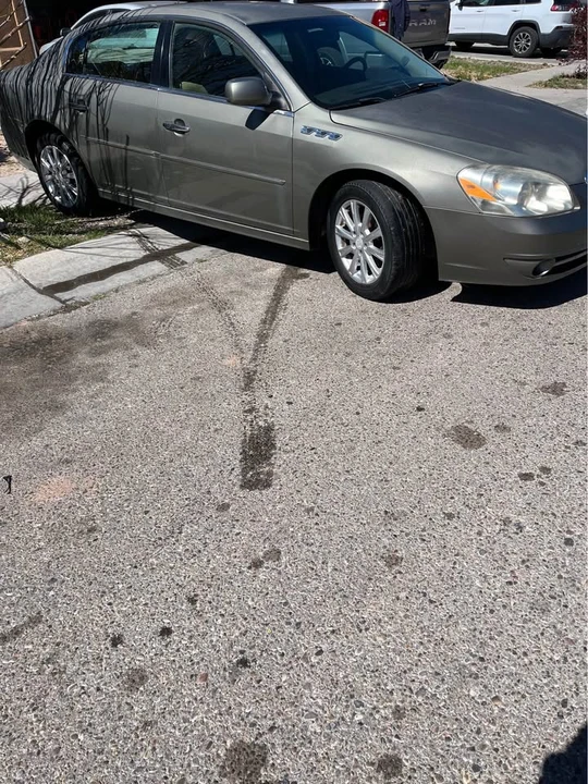 2011 Buick Lucerne - Image 4 of 6