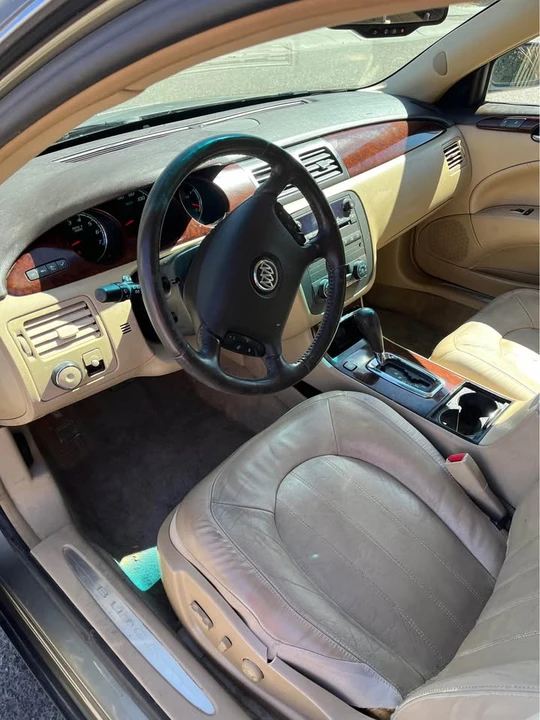 2011 Buick Lucerne - Image 6 of 6