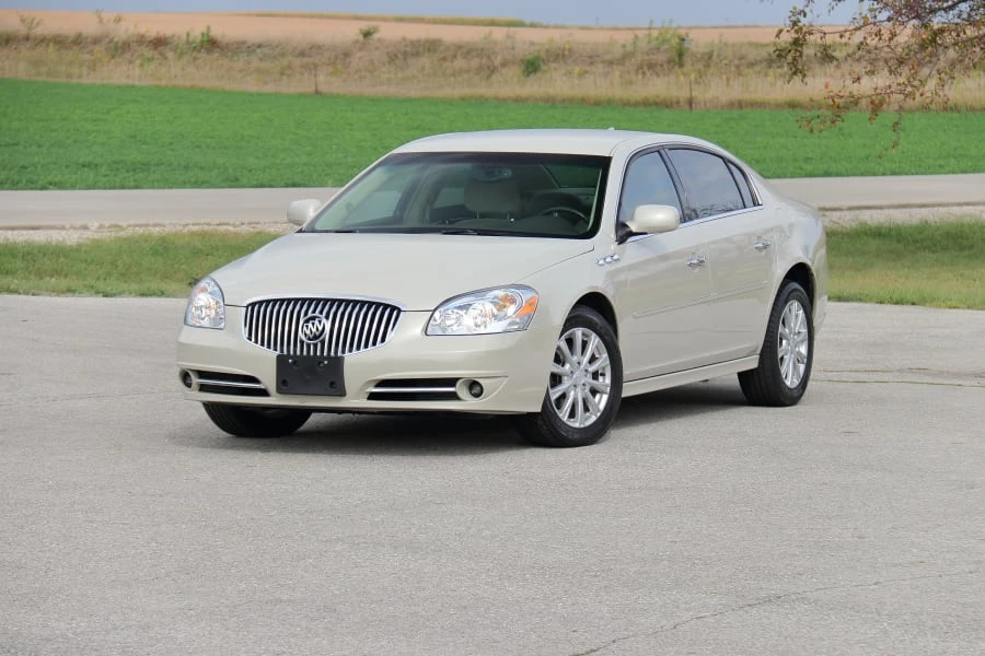 2011 Buick Lucerne - Image 8 of 29