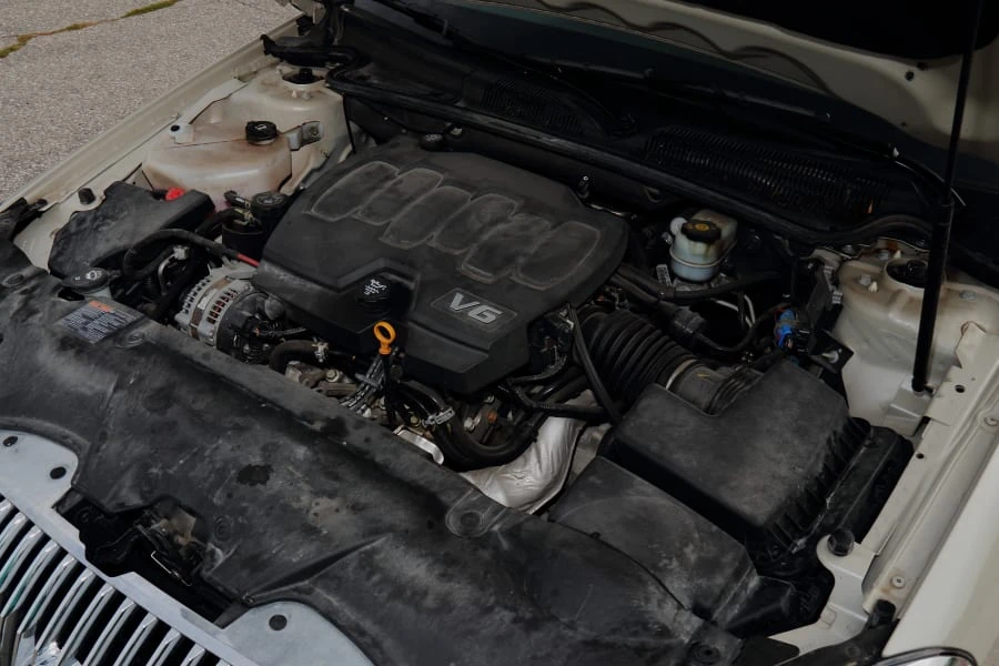 2011 Buick Lucerne - Image 25 of 29