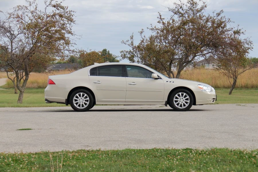 2011 Buick Lucerne - Image 7 of 29