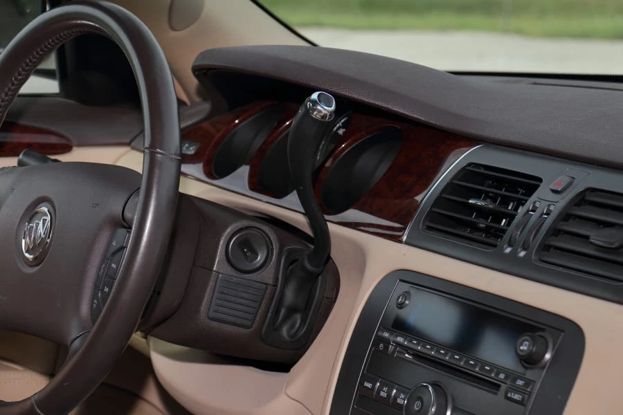 2011 Buick Lucerne - Image 20 of 29